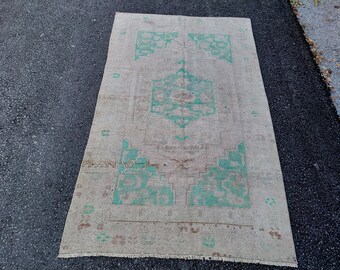 Vintage türkische Oushak Teppich - Verblasstes Grün Beige Distressed 4,6x2,7 ft