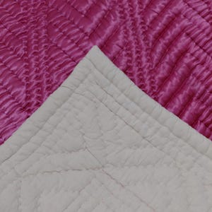 Handmade Turkish Quilt 5.7x8.0 ft-Pink Satin Bedspread - Traditional Kapitone Blanket-Vintage Boho Padded Quilt