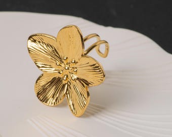 Bold Flower Stainless Steel Gold Statement Ring Non Tarnish Adjustable Open Jewelry