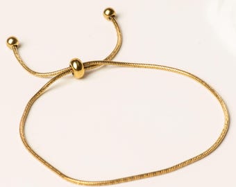 Pulsera de cuerda trenzada chapada en oro de 18 quilates – Cadena de acero inoxidable que no se deslustra.