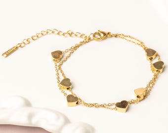 Pulsera con múltiples corazones chapada en oro de 18 quilates – Cadena de doble capa de acero inoxidable resistente al deslustre