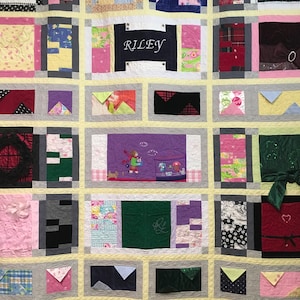 Unique Memory Quilt made from Baby Clothes - Nursery Decor Memory Quilt from baby or children’s clothes!