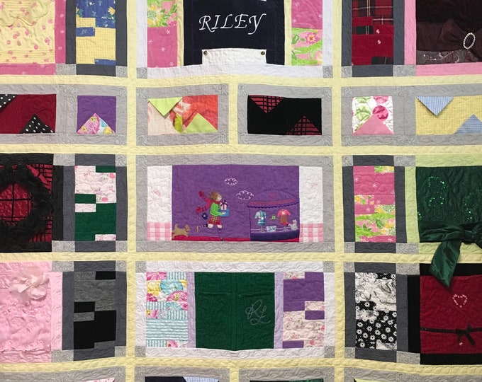 Unique Memory Quilt made from Baby Clothes - Nursery Decor Memory Quilt from baby or children’s clothes!