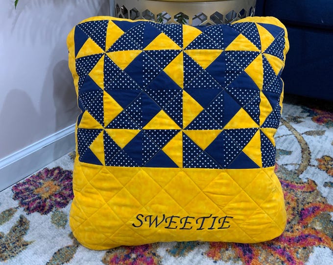 Dog Bed Handmade Personalized Quilted Pet Bed - Customized Comfort for Your Fur Baby