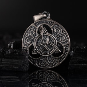 Celtic Triquetra 925 Sterling Silver Pendant, Handmade Viking Knot Necklace, Unisex Pagan Protection Amulet, Spiritual Trinity Knot Jewelry