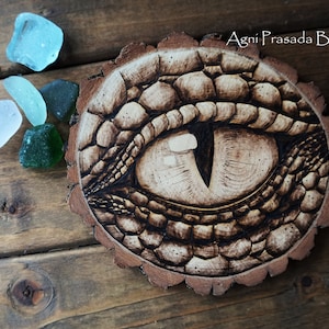 Dragon Eye Art on Wood, Pyrography Fantasy