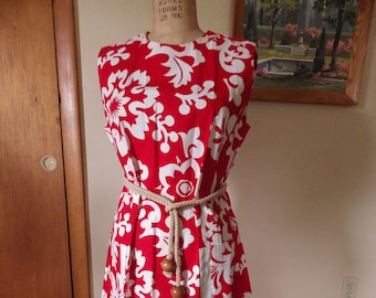 Lovely Vintage Red and White Hawaiian Cotton Dress Pake Muu Size XL