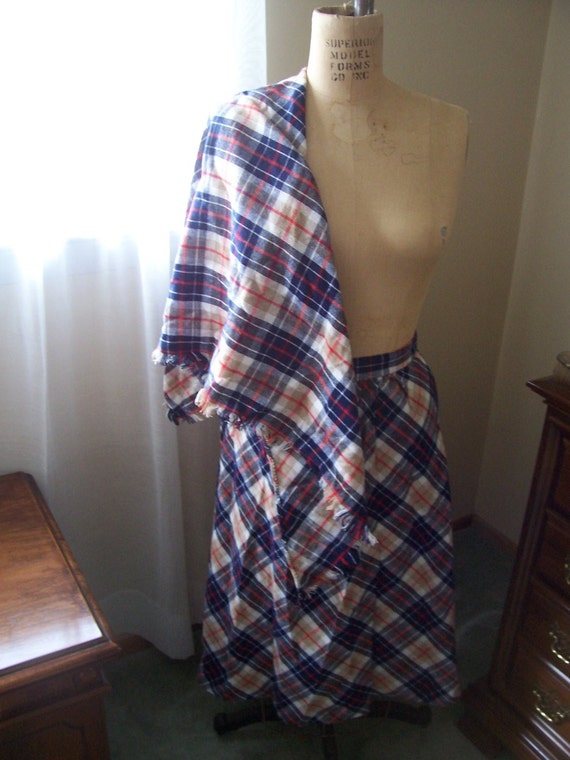 Vintage 1970s Wool Plaid Skirt and Scarf Set Wome… - image 1