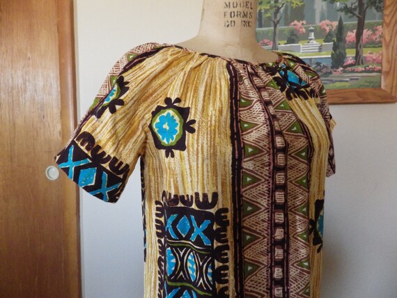 Vintage 1960s Barkcloth Hawaiian Dress or Tunic 4… - image 3