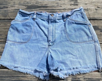 Vintage 1970s Wrangler Blue Bell Jeans Cut Off Shorts Womens 32 Waist Distressed