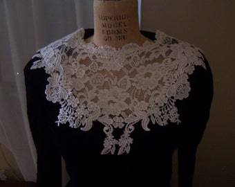 Deco Revival 1930s Style long sleeved black velvet dress 30 inch waist womens medium large