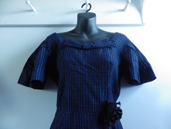 Vintage 1950s Womens Party Dress Blue Black Rayon… - image 2