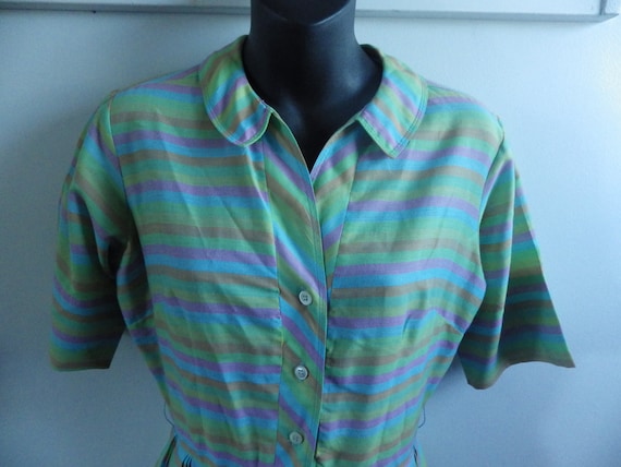 Vintage 1950s candy striped day dress full skirt,