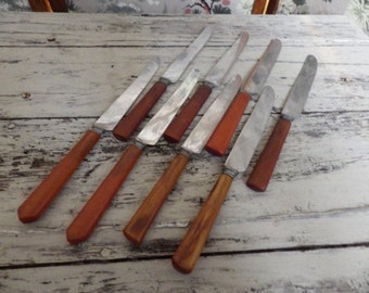 1930s 1940s Bakelite Handle Knives Lot of 8 cutlery utensils Flatware Butterscotch Marbled