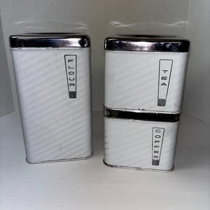 Lincoln Beautyware - Etsy