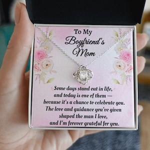 To My Boyfriend&#39;s Mom Necklace,Birthday Gifts For Boyfriend&#39;s Mother From Girlfriend,Custom Jewelry For Future Mother In Law,Gift Box,18k