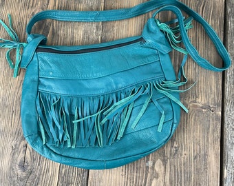 Frilly pouch bag