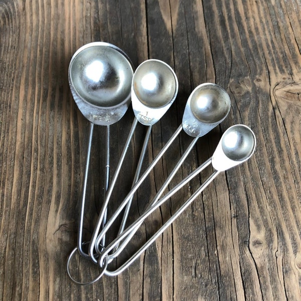 Vintage Aluminum Measuring Spoons - FREE SHIPPING Vintage Kitchen Retro Home