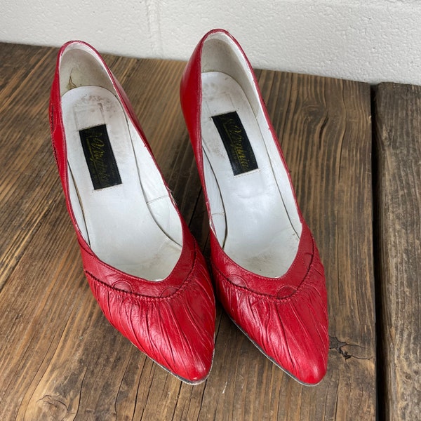 Vintage Red Leather Pumps - Virginia - Size 6 - 6.5 - High Heel - Red Shoes - Vtg - Retro - Pumps