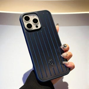 ◾️美品◾️RIMOWA iPhone14Proケース ブラック　箱付き 新品//未使用 RIMOWA ブラック iPhone14pro 用ケース - メルカリ