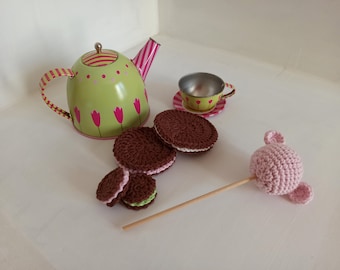 Dinette au crochet : sucette ourson et biscuits au chocolat