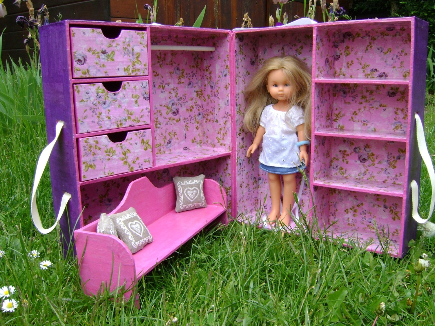 American sales girl trunk