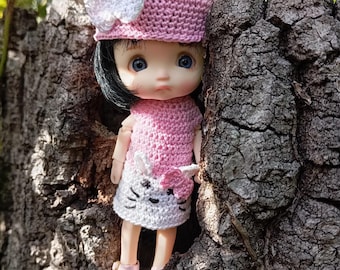409. Sto Doll - Chaton Sto Doll - French and english crocheting pattern PDF - Dress and hat for Obitsu 11 doll and Sto doll