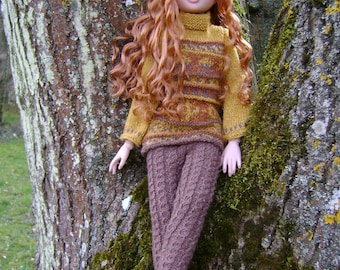 111. Ellowyne - French and english knitting pattern PDF - Tunic, stirrup pants and hat for Ellowyne Wilde and BJD Minifee