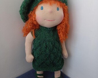 Moïra poupée de 30 cm d'inspiration Waldorf