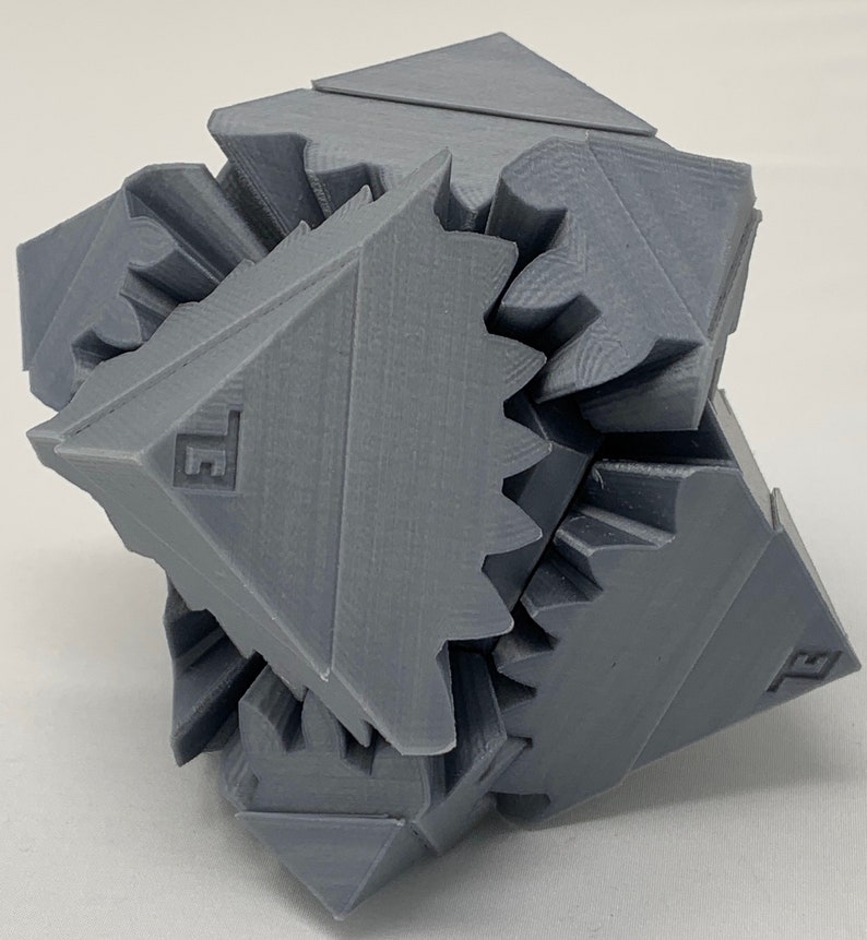3D Printed Gear Cube With Heart Stand Etsy Canada