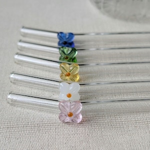 Reusable Glass Straws with Floral Detail – Set of 5 or Single (Glass Not Included)