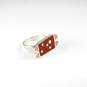 statement ring on sterling silver andinlay stone color red and pink