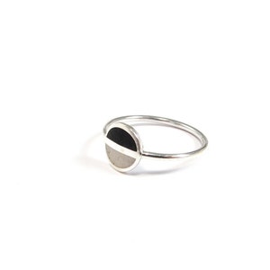 Minimal Ring - Sterling Silver - Color Saturn Ring - Geometric Contemporary Design stone Inlay Naturally Colored Ring