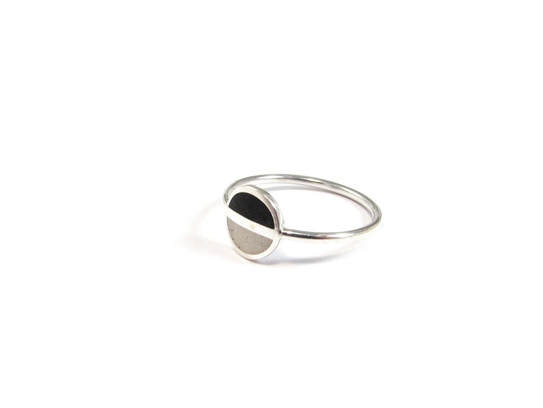 Minimal Ring - Sterling Silver - Color Saturn Ring - Geometric Contemporary Design stone Inlay Naturally Colored Ring