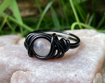 Rose Quartz Ring Gothic Jewelry Pink and Black Metaphysical Crystal Rings for Libra and Taurus Zodiac Signs for Love gentleness  fertility