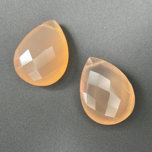 26 Carat Almond Shape Rose Quartz Gemstone Pair: 15x20mm Faceted Loose Stone Pair