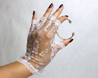 Vintage 1980s White Fingerless Lace Gloves, 80s Bridal Gloves, Vintage Bridal Gloves, Vintage Retro Wedding Style, Costume Gloves, Deadstock