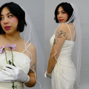 Charlotte Vintage 1980s Fingertip Length White Bridal Veil, 80s Deadstock White Bridal Veil, Corrugated Rick Rack Trim, Vintage Bridal