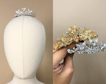 Vintage Silver Butterfly Tiara Comb, Comes in Gold or Silver, Vintage Rhinestone Details, Butterfly Hair Comb, Vintage Bridal Hair Comb