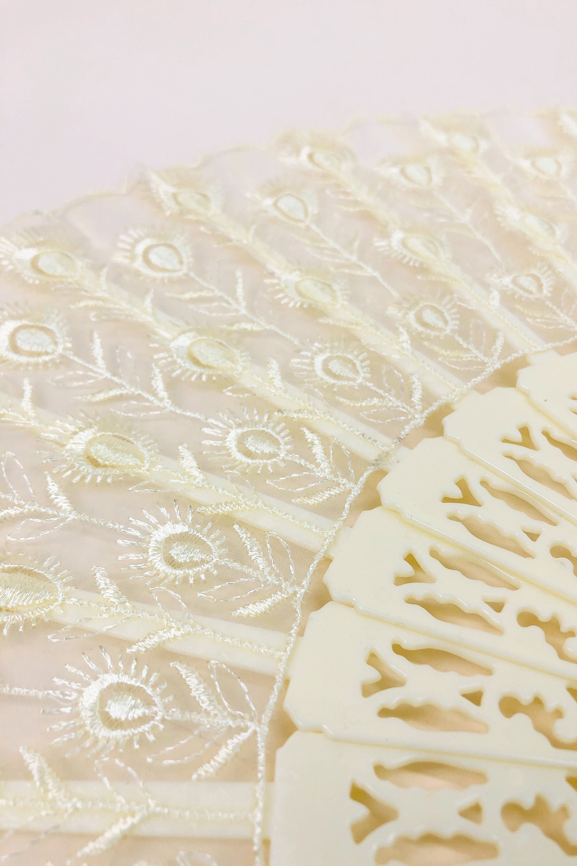 Vintage 1970s  Ivory Peacock Feather Design Embroidered Lace Fans, Vintage Hand Fans, 70s Lace Fans, Peacock Feather Motif, Vintage Bohemian