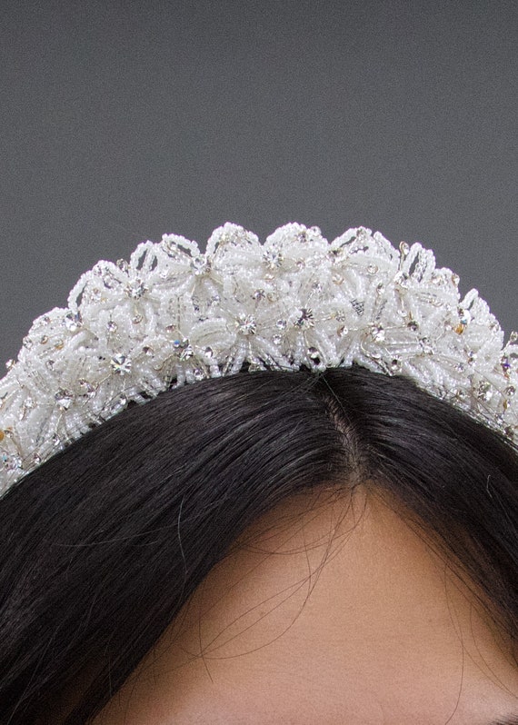 Vintage 1980's Beaded Floral Cluster Bridal Crown… - image 8