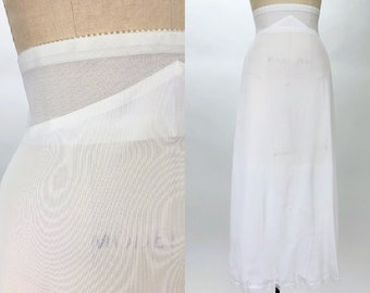 Vintage 1960's Bridal White A-Line Skirt Slip, High Waisted Slip, Vintage Deadstock Lingerie, Vintage Pin Up, High Waisted Boudoir Shoot