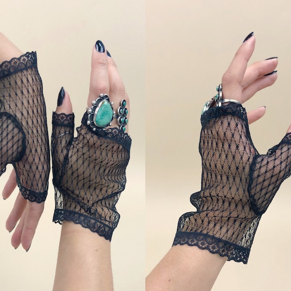 Vintage Late 1970s Deadstock Fingerless Gauntlet Gloves, 70s Victorian Gothic, Vintage Gloves, Fingerless Gloves, 70s Lace Gloves