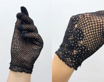 Vintage 1980s Pinwheel Black Crochet Gloves, 100% Cotton Vintage Gloves, 50s Black Crochet, Tea Party, Gothic, Deadstock