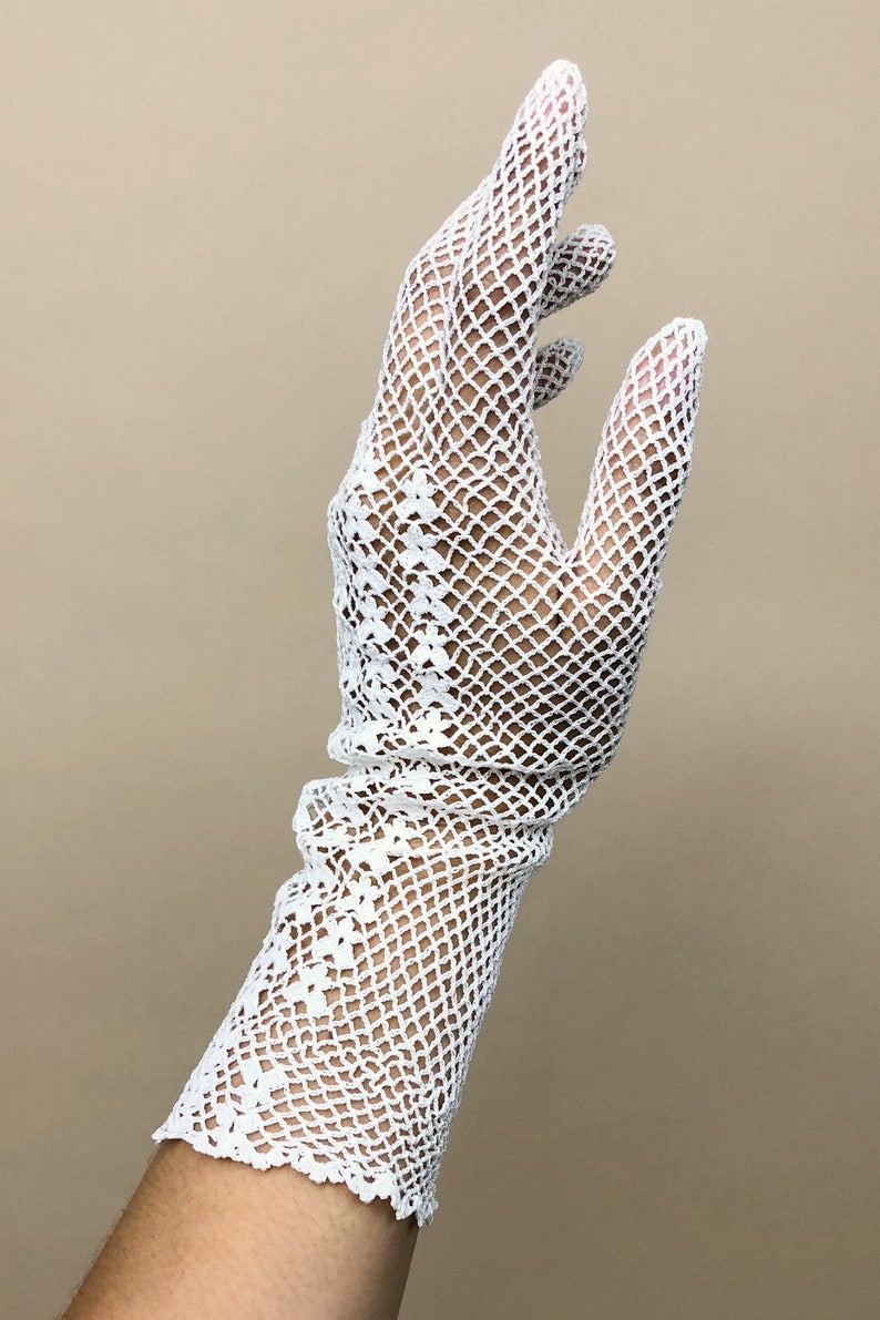 Victorian Gloves History | Victorian Accessories     Vintage Deadstock 1980s does 1950s Star Jasmine Crochet Gloves Vintage White Pattern Crochet Gloves Vintage Delicate Wedding 100% Cotton  AT vintagedancer.com