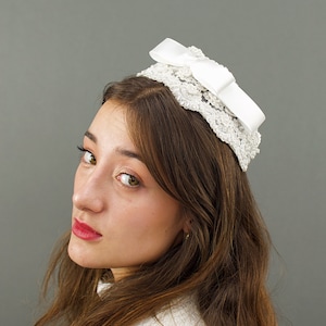 Eleanor Vintage 1960&#39;s Deadstock Beaded Bridal Crown, 60s Mod Bridal Crown, Vintage Bridal Wedding Crown, Vintage Headpiece, 60s Large Bow