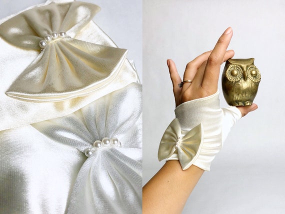 Vintage 1970s Deadstock Fingerless Satin Gloves, … - image 1