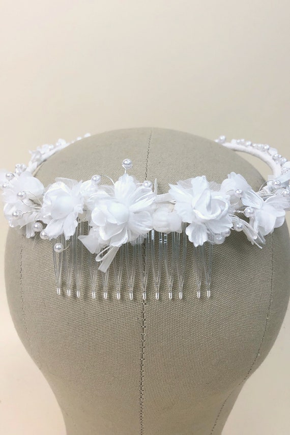 Vintage 1980s V-Shaped Flower Girl Wreath Crown, … - image 9