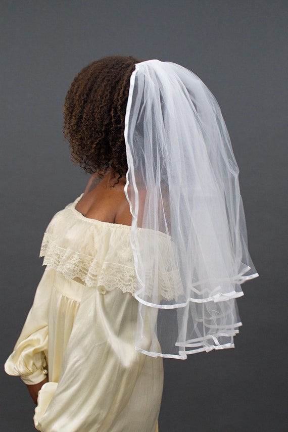 Vintage Two Tiered Ribbon Trim Veil, Vintage 1990… - image 9