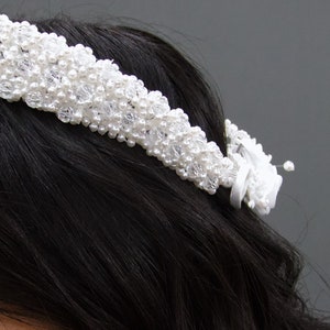 Vintage 1980s Deadstock Wedding Bridal Crown, Vintage Wedding Crown Tiara, Vintage Beaded Wedding Crown, 80s Bridal Hairpiece image 10